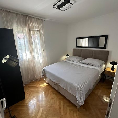 Mala Kate Apartments Kaštela Kültér fotó